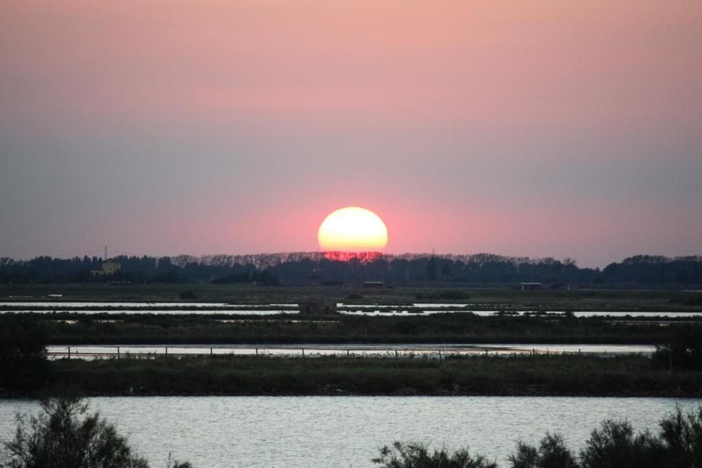 Residenza Le Saline Guest House Comacchio Eksteriør bilde